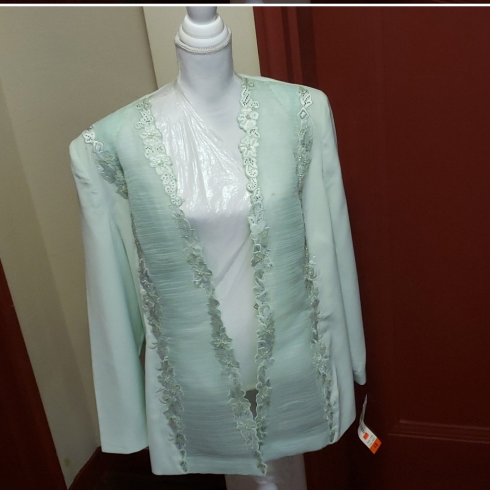 Carissimo Women's 3-PC Skirt Suit SZ 18